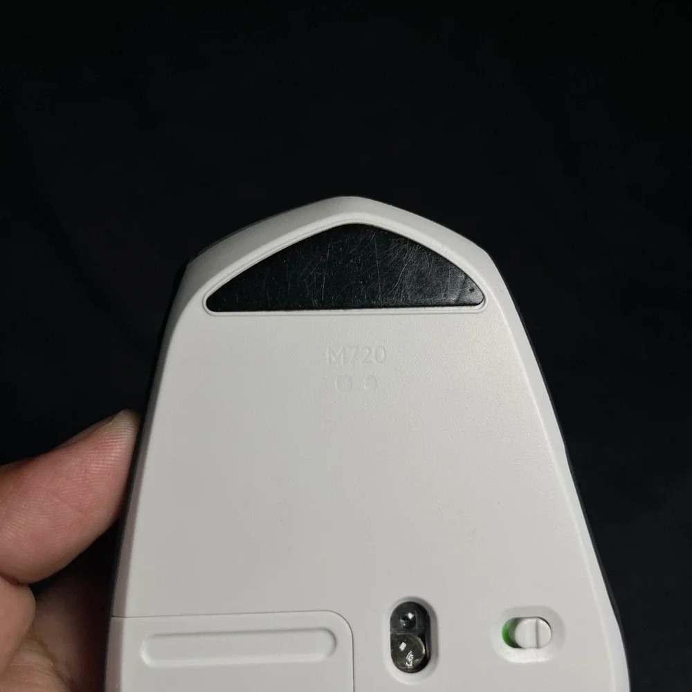 Logitech M720 Triathlon Multi-Device Wireless Mouse Black White